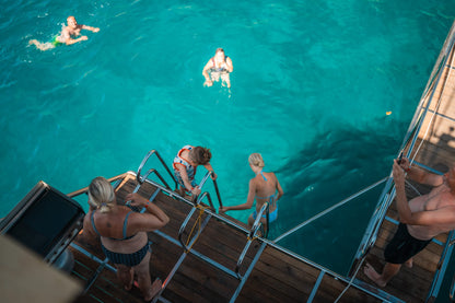 Alanya Relaxing Boat Tour, BBQ Lunch, Unlimited Soft Drinks & Transfer