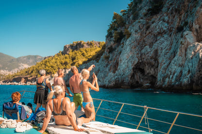 Alanya Relaxing Boat Tour, BBQ Lunch, Unlimited Soft Drinks & Transfer