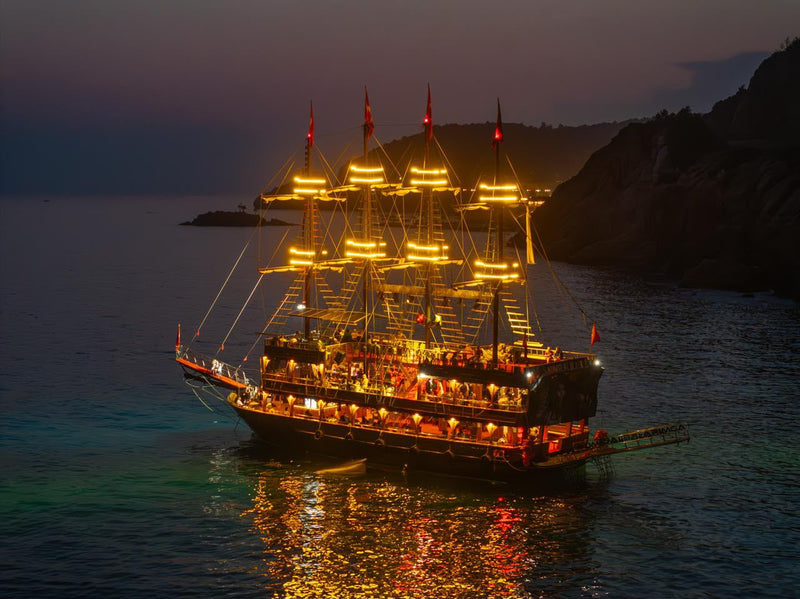 Alanya Sunset Cruise Tour with Dinner, Soft Drinks & Transfer