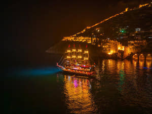 Alanya Sunset Cruise Tour with Dinner, Soft Drinks & Transfer