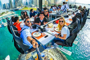 Folk til 'Dinner in the Sky'