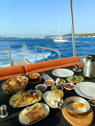 Istanbul: Bosphorus Yacht Cruise with Turkish Breakfast - photo 4