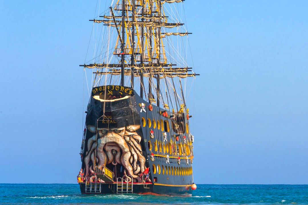 Alanya Legend Big Kral Boat Tour - Tripventura