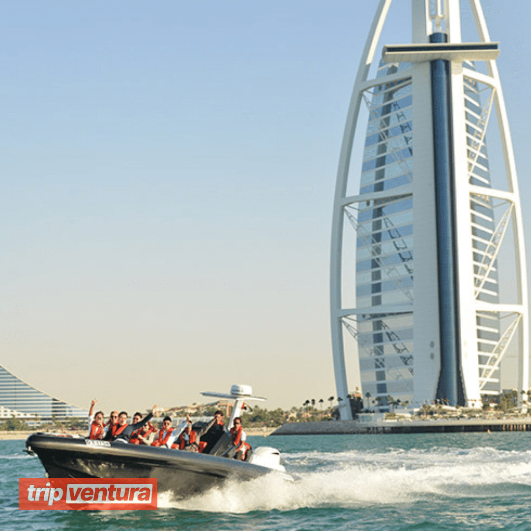 Dubai 1- Hour Black Boat Tour - Tripventura