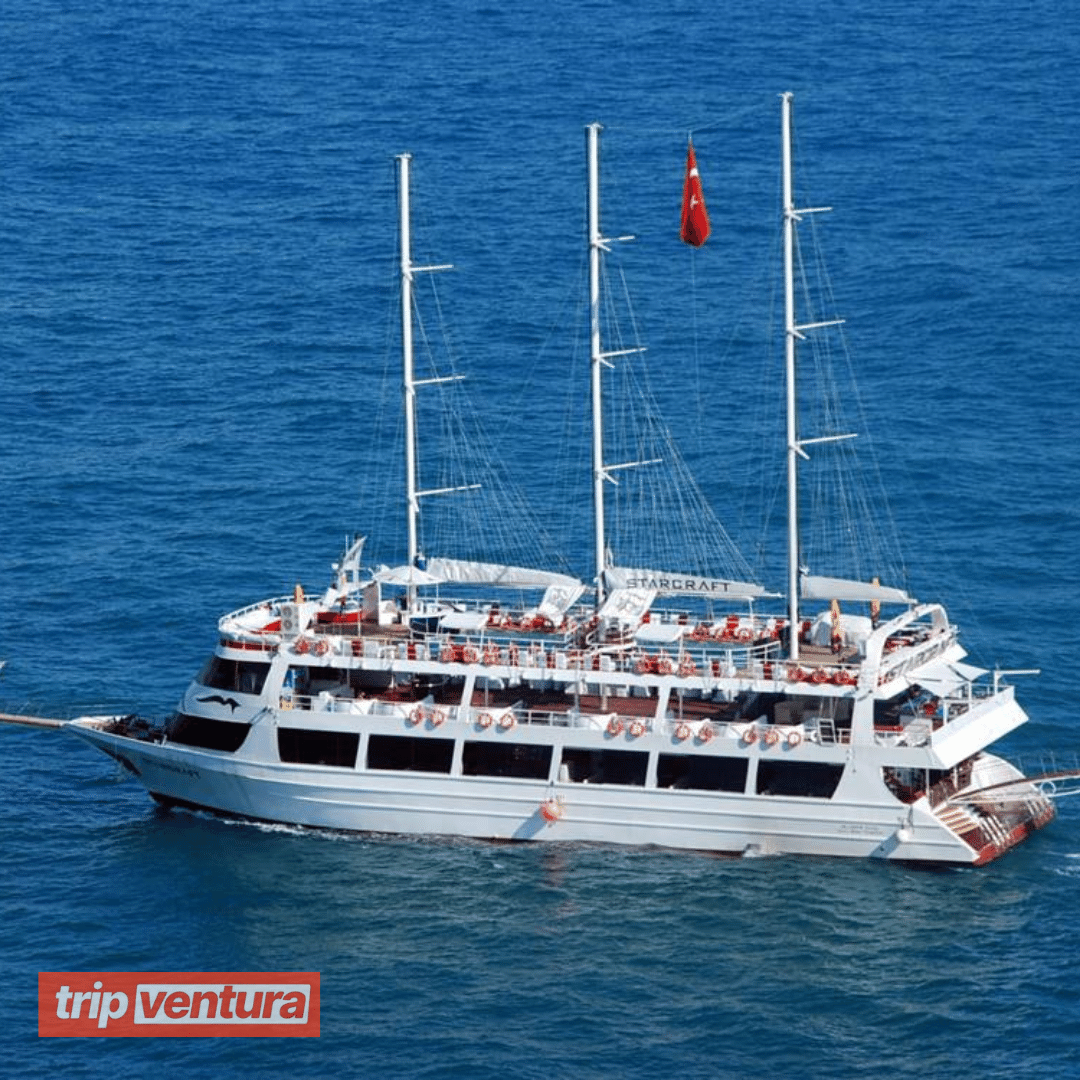 Side Party Boat Tour - Tripventura
