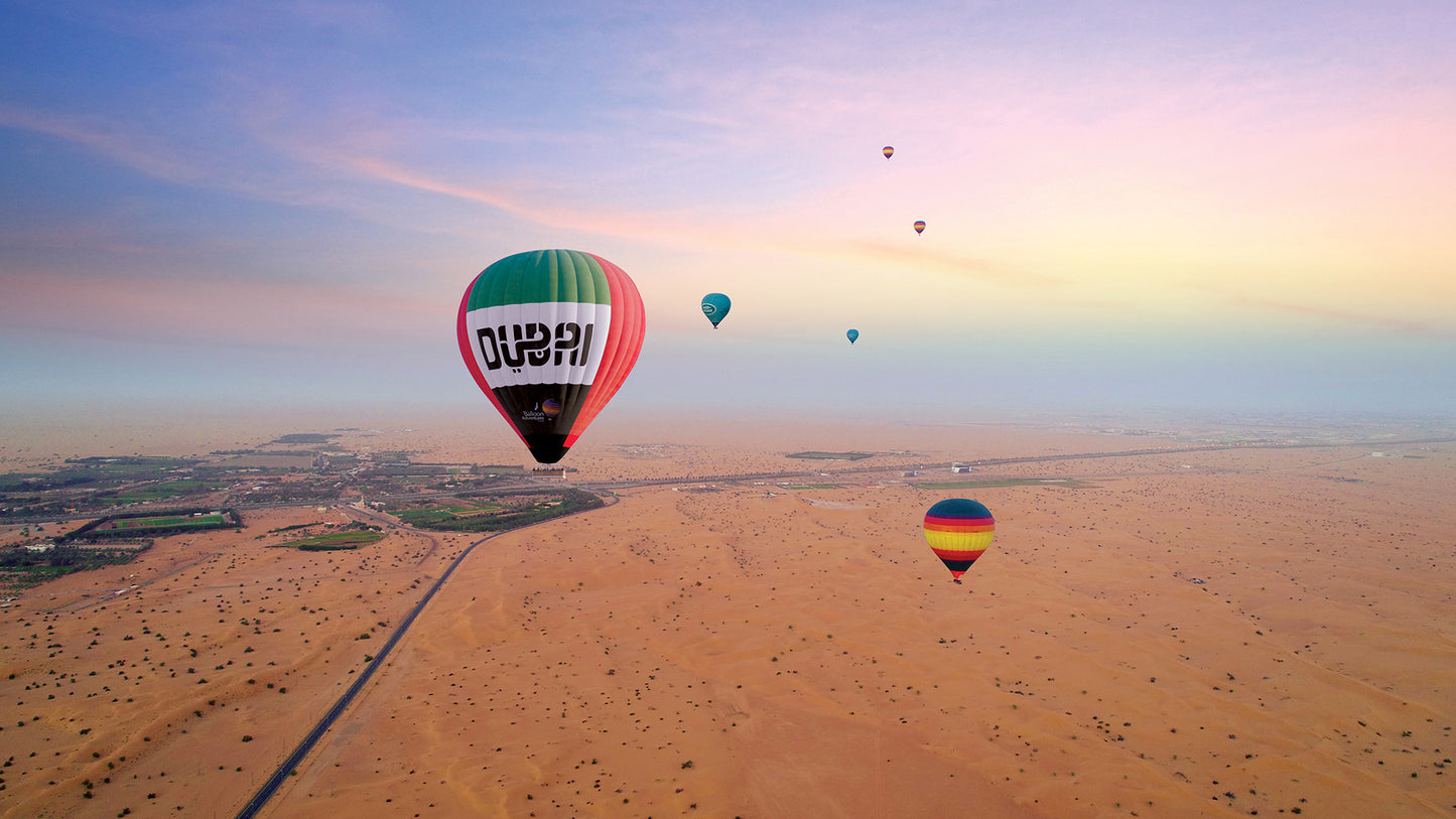 Dubai Hot Air Balloon Flights With Vintage Car Ride, International Breakfast, and Roundtrip Transfers
