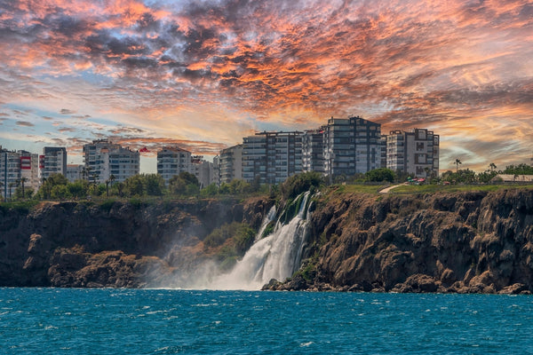 Öğle Yemeği ve Belek'ten Gidiş Dönüş Transferli Antalya Şehir & Düden Şelaleleri Turu