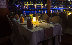 Sunset Dhow Cruise in der Dubai Marina