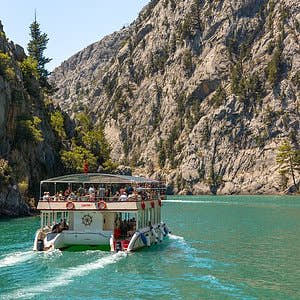 Экскурсия на лодке по реке Манавгат, посещение базара и водопада