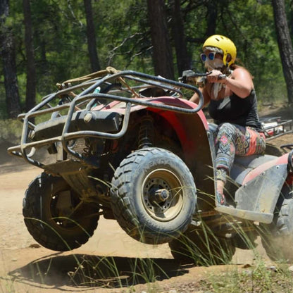 ATV Quad Safari-tur med offroadkørsel og transport fra Side