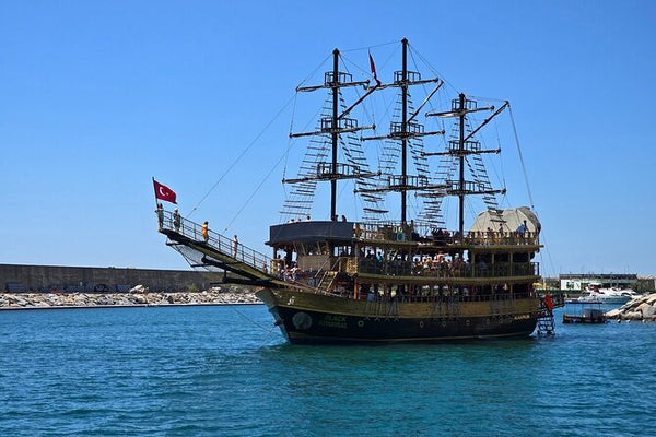 Side Pirate Boat Tour with Lunch, Soft Drinks & Transfer