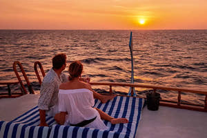 Alanya Sunset City Tour with Cable Car & Roundtrip Transfer by 4x4 Jeep