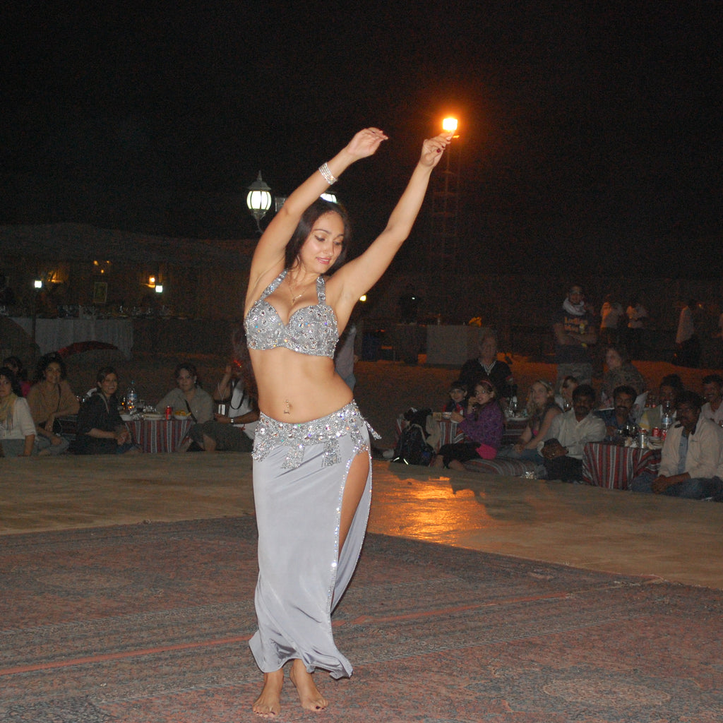 Dubai Classic Desert Safari Red Dune Bashing,  Live shows & BBQ Dinner