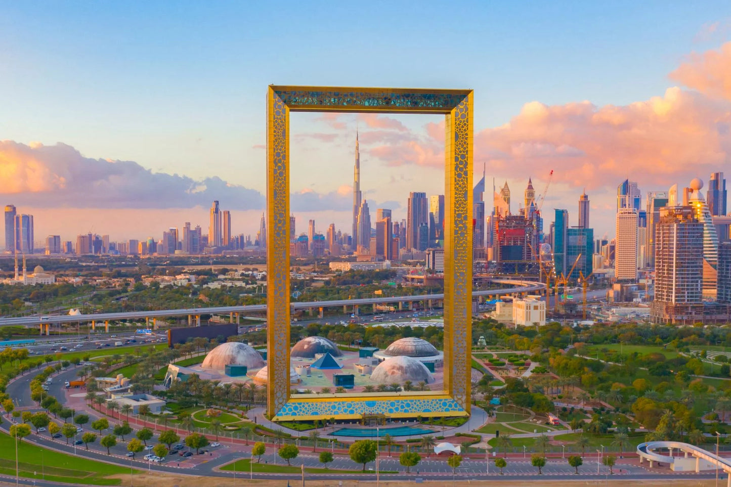 Dubai Combo: Dubai Frame with Miracle Garden Tickets - Tripventura
