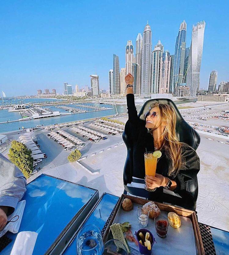 Dubai Dinner or Lunch in The Sky Success