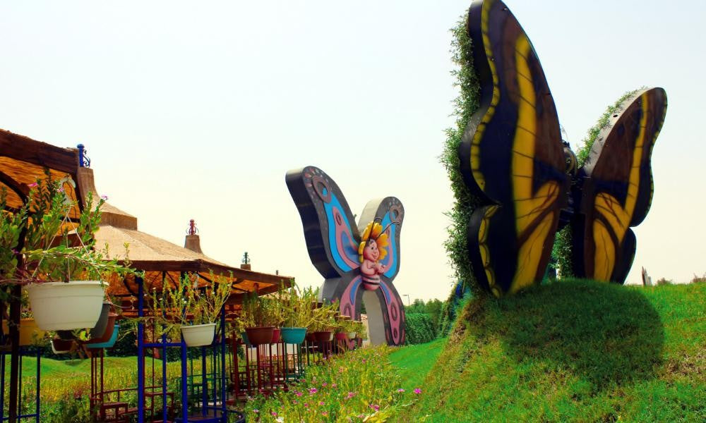 Dubai Combo: Dubai Miracle Garden + Butterfly Garden Tickets - Tripventura