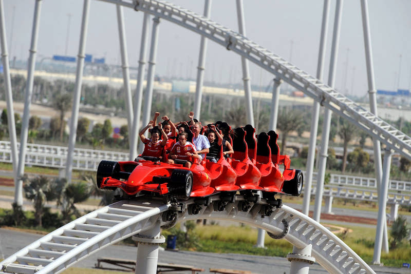 Американские горки в Ferrari World
