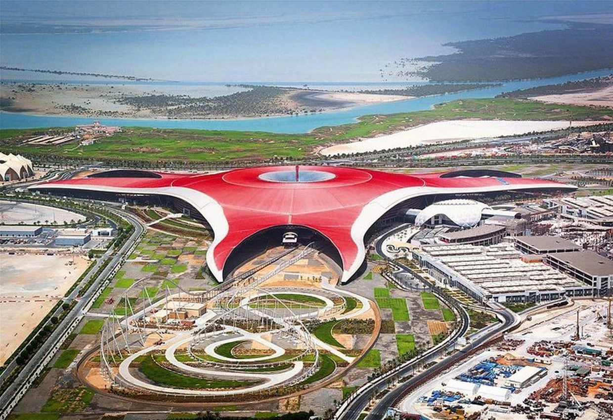 Экскурсия по Абу-Даби с входным билетом в парк Ferrari World из Дубая