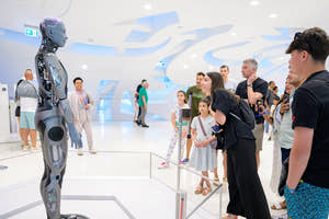 Robot i Museum of the Future