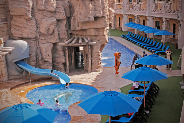 Poolbereich im Emirates Park Zoo