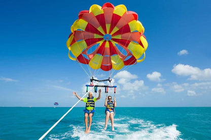 Hurghada Parasailing with Boat Ride