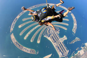Tandem skydive over the iconic Palm Jumeirah in Dubai