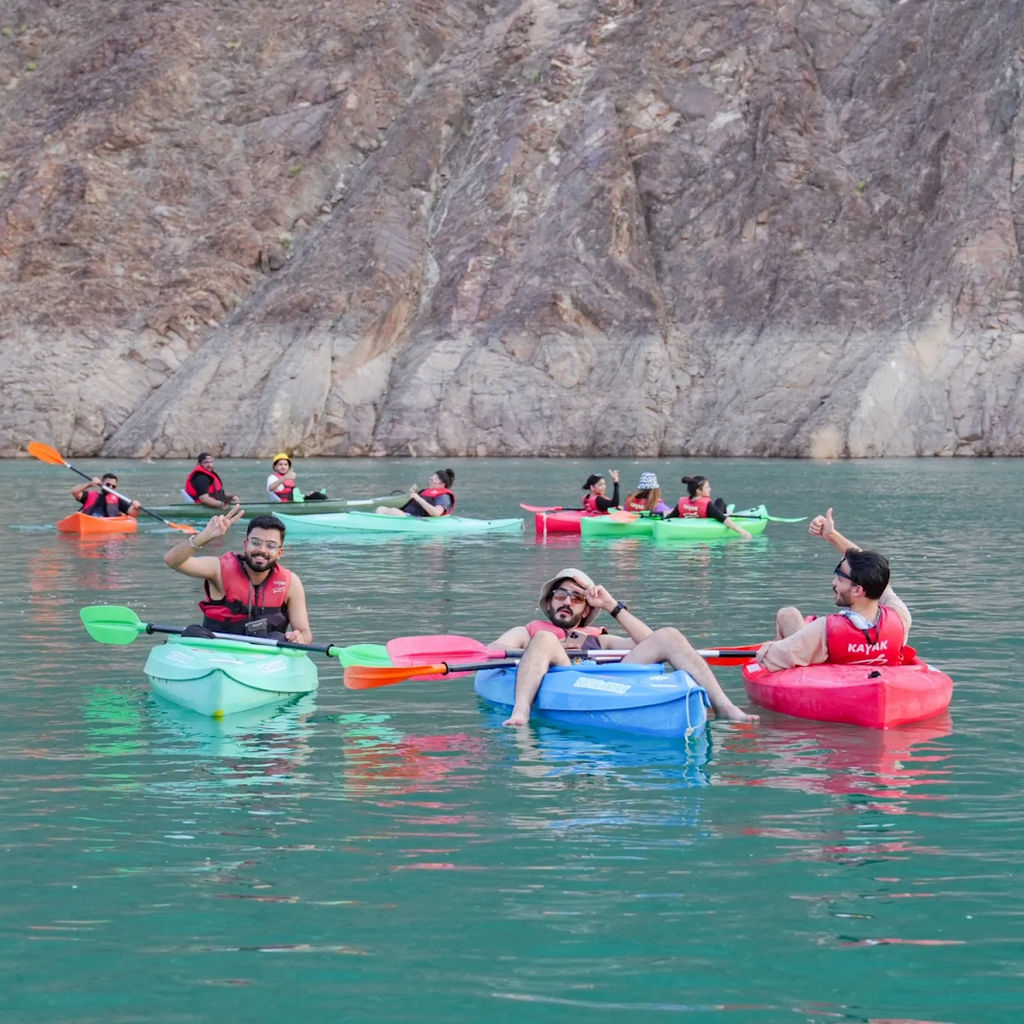 kayaking on the Hatta Dam in Dubai