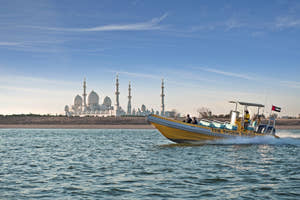 Yellow Boats Corniche, Abu Dhabi
