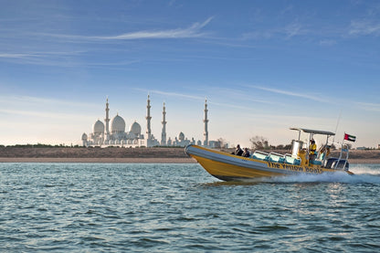 Экскурсия по Корнишу на желтых лодках в Абу-Даби